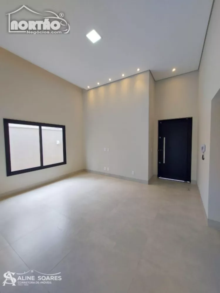 Casa à venda com 4 quartos, 164m² - Foto 4