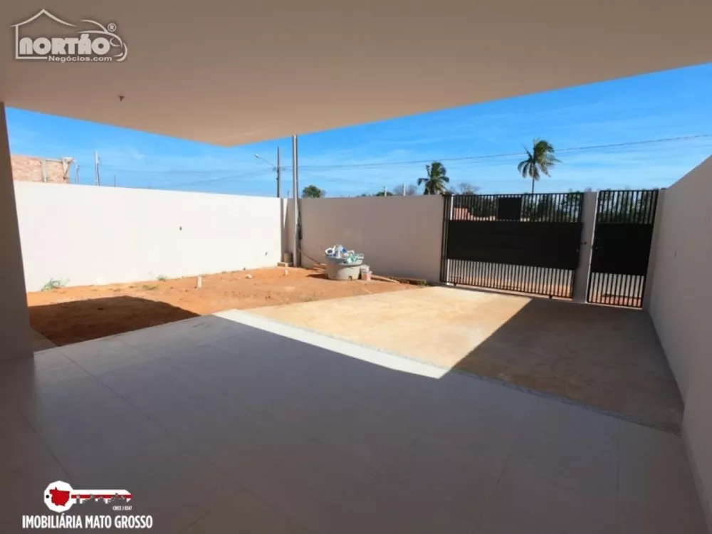 Casa à venda com 3 quartos, 113m² - Foto 2