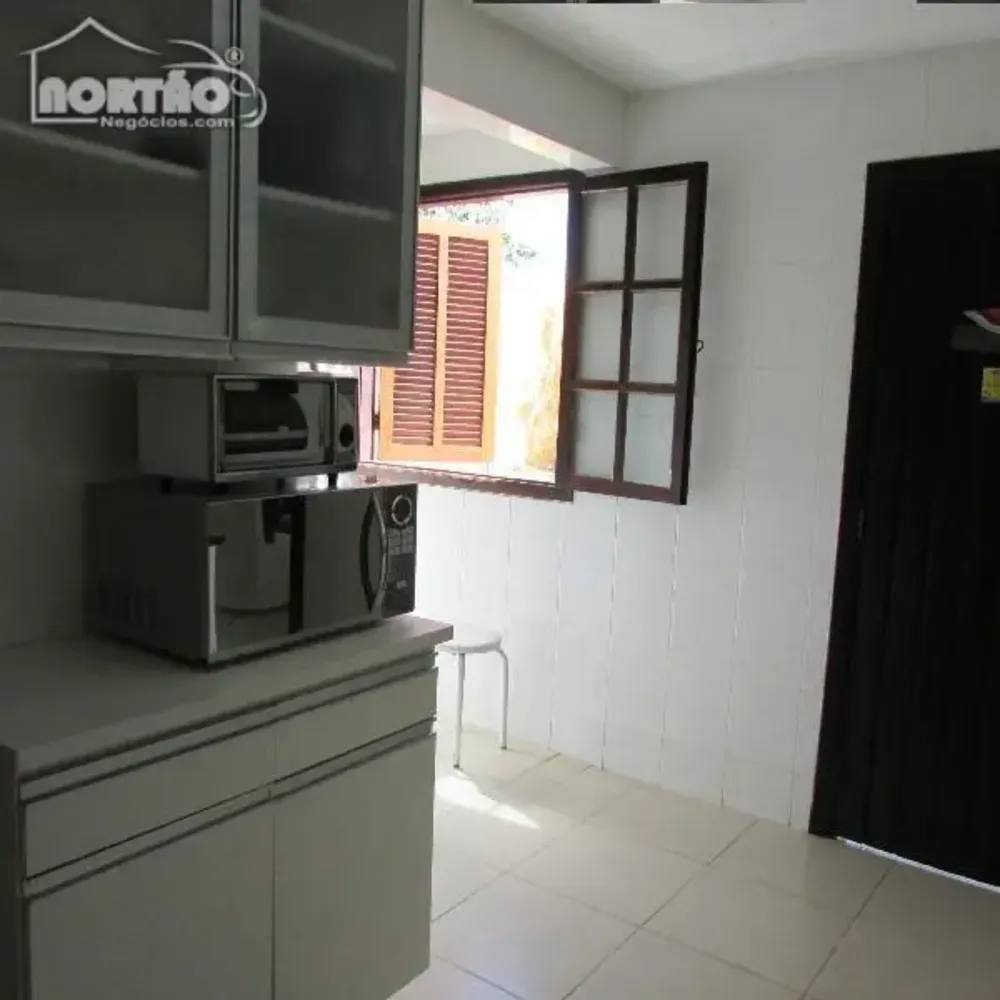 Casa, 5 quartos, 195 m² - Foto 7
