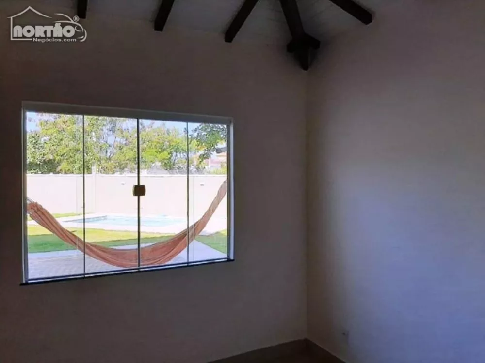 Casa à venda com 5 quartos, 121m² - Foto 6