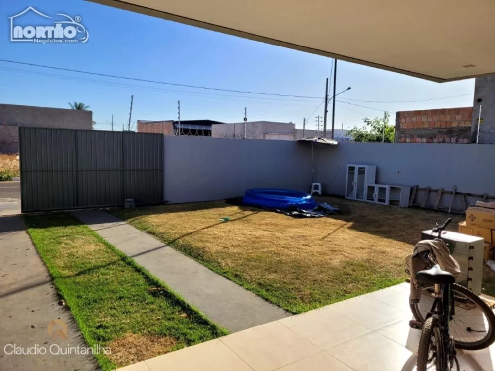 Casa à venda com 3 quartos, 88m² - Foto 2