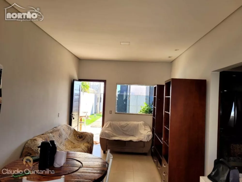 Casa à venda com 3 quartos, 88m² - Foto 3