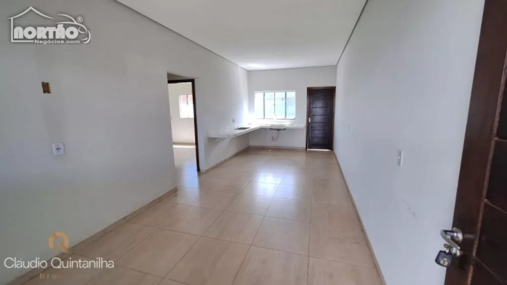 Casa à venda com 3 quartos, 88m² - Foto 10