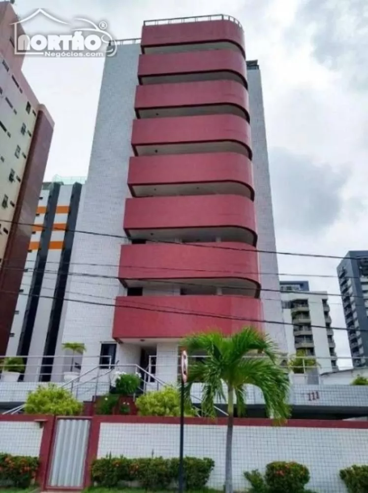 Casa à venda com 7 quartos, 447m² - Foto 8