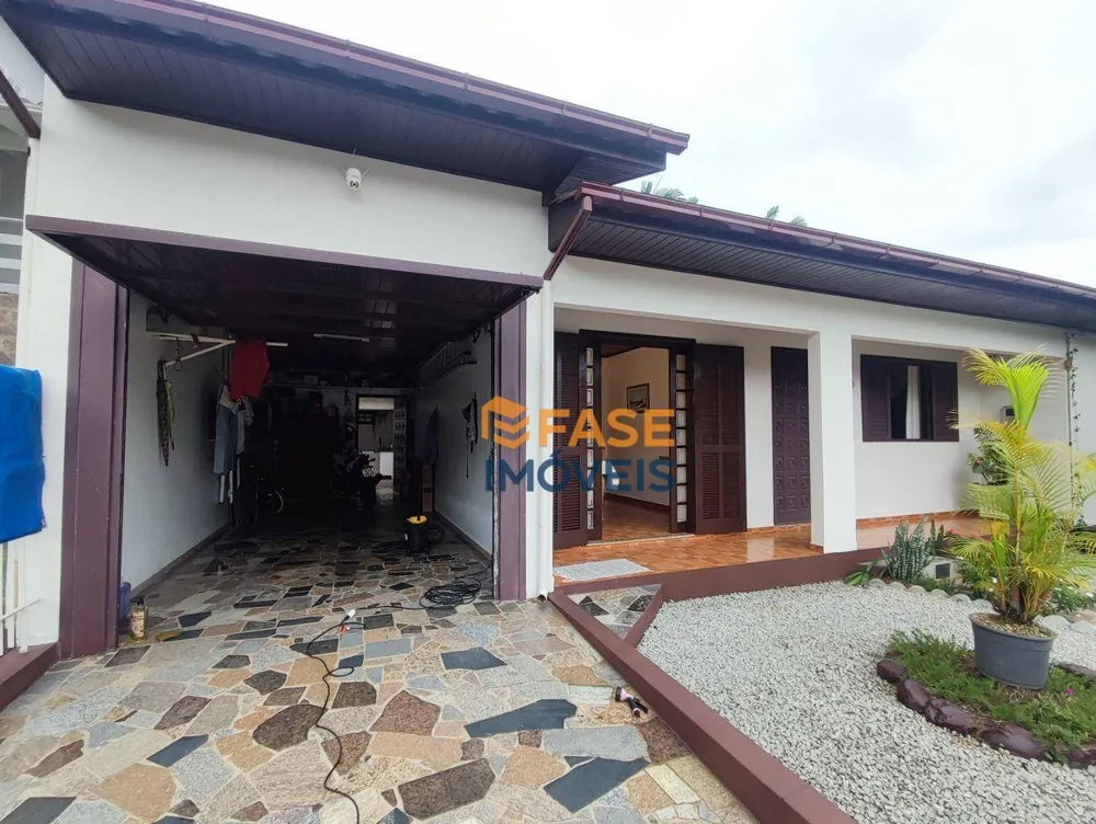 Casa, 3 quartos, 180 m² - Foto 3