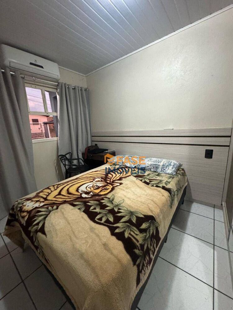 Casa à venda com 3 quartos, 1m² - Foto 4