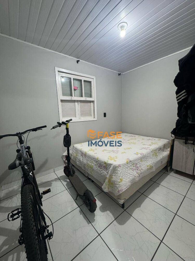 Casa à venda com 3 quartos, 1m² - Foto 3