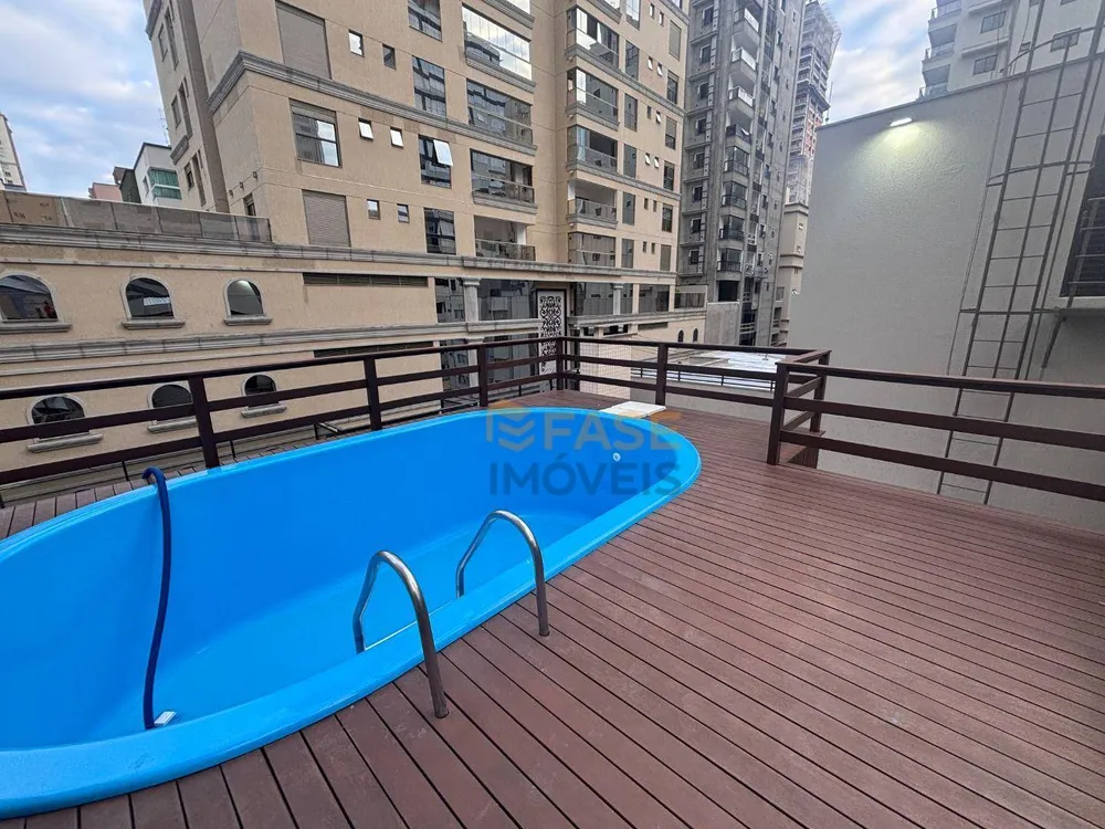 Apartamento, 3 quartos, 156 m² - Foto 2