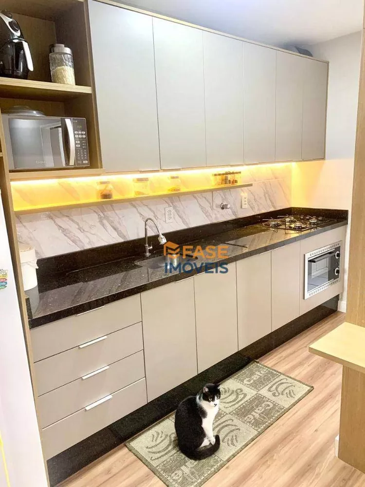 Apartamento à venda com 2 quartos, 56m² - Foto 4