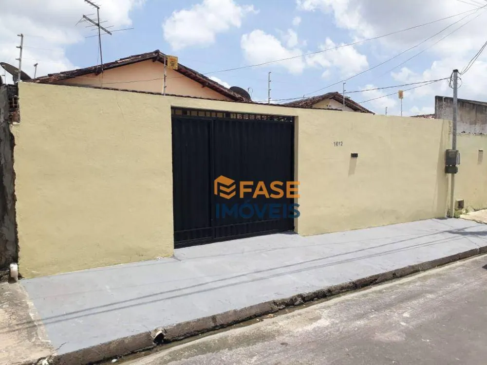 Casa, 2 quartos, 70 m² - Foto 1