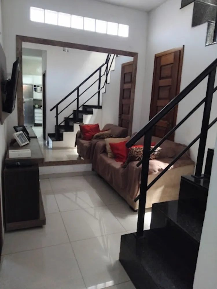 Casa, 3 quartos, 130 m² - Foto 1