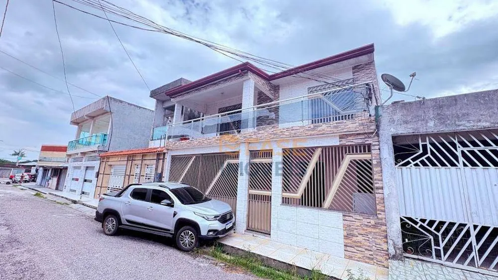 Casa, 4 quartos, 200 m² - Foto 1