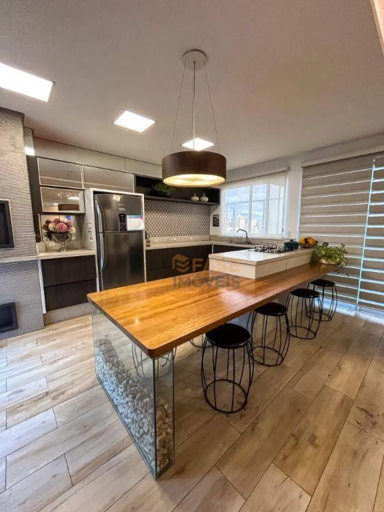 Cobertura, 3 quartos, 205 m² - Foto 6