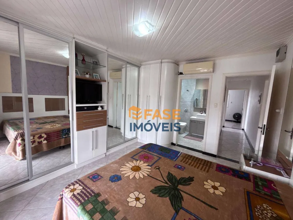 Casa, 4 quartos, 213 m² - Foto 11
