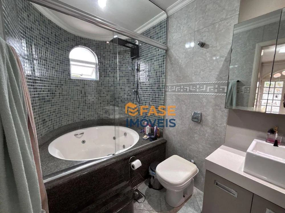 Casa, 4 quartos, 213 m² - Foto 12
