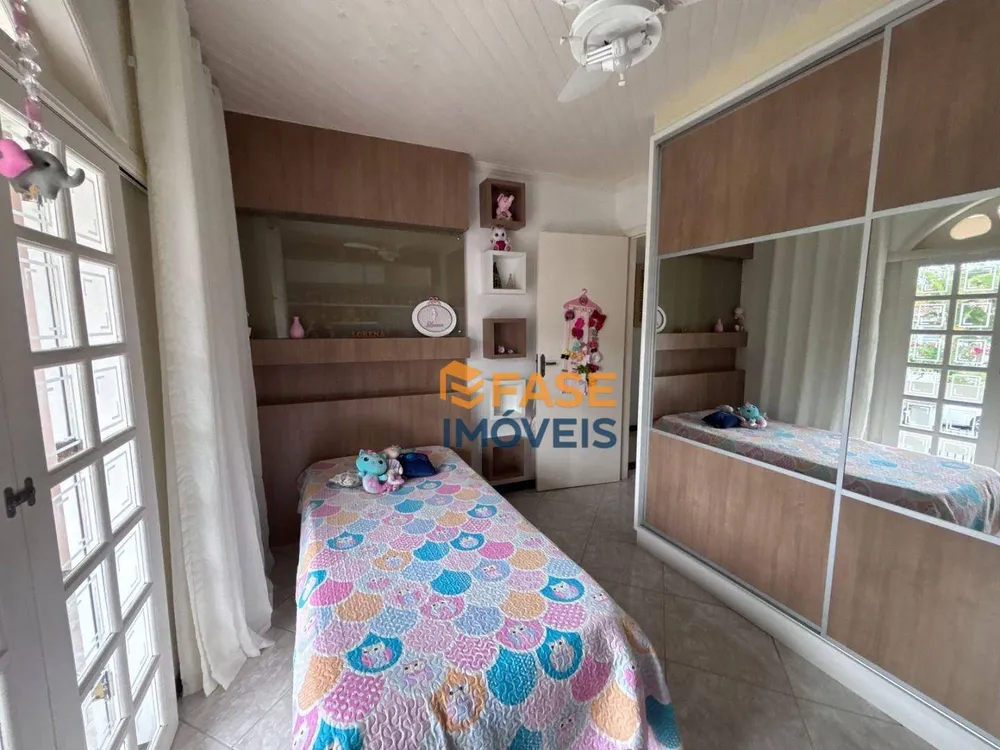 Casa, 4 quartos, 213 m² - Foto 9