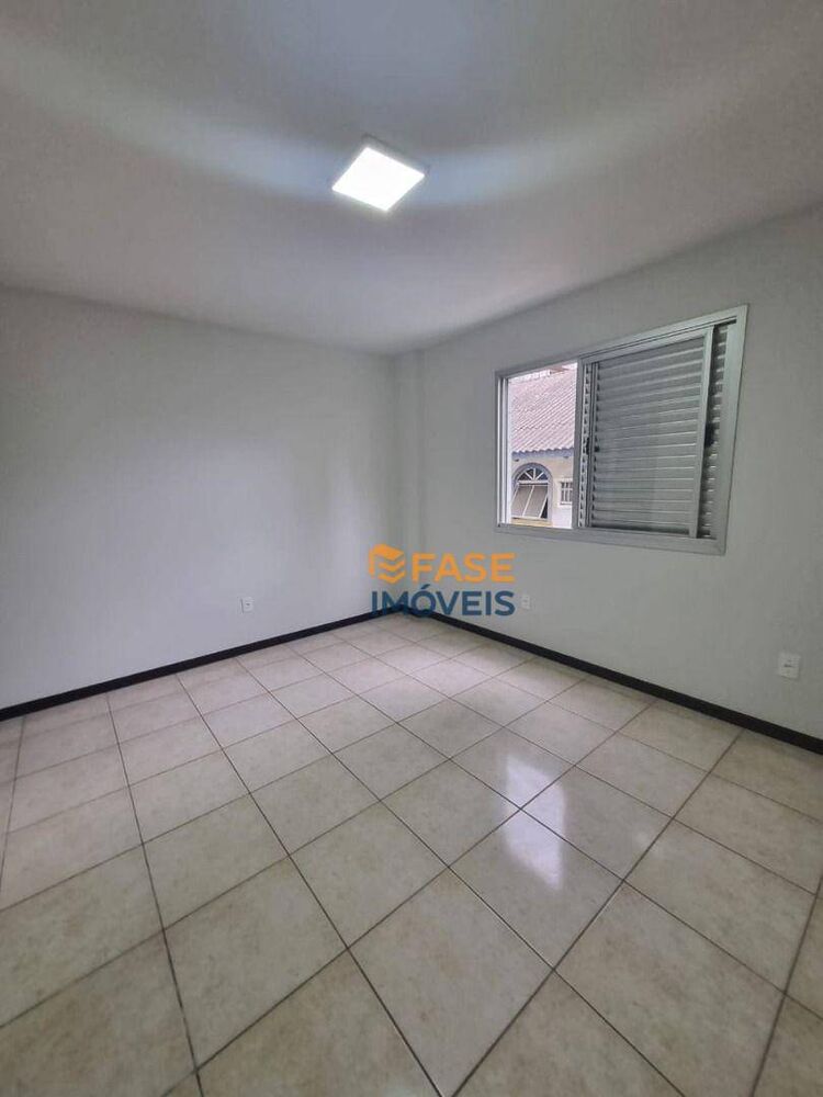 Apartamento à venda com 3 quartos, 97m² - Foto 17