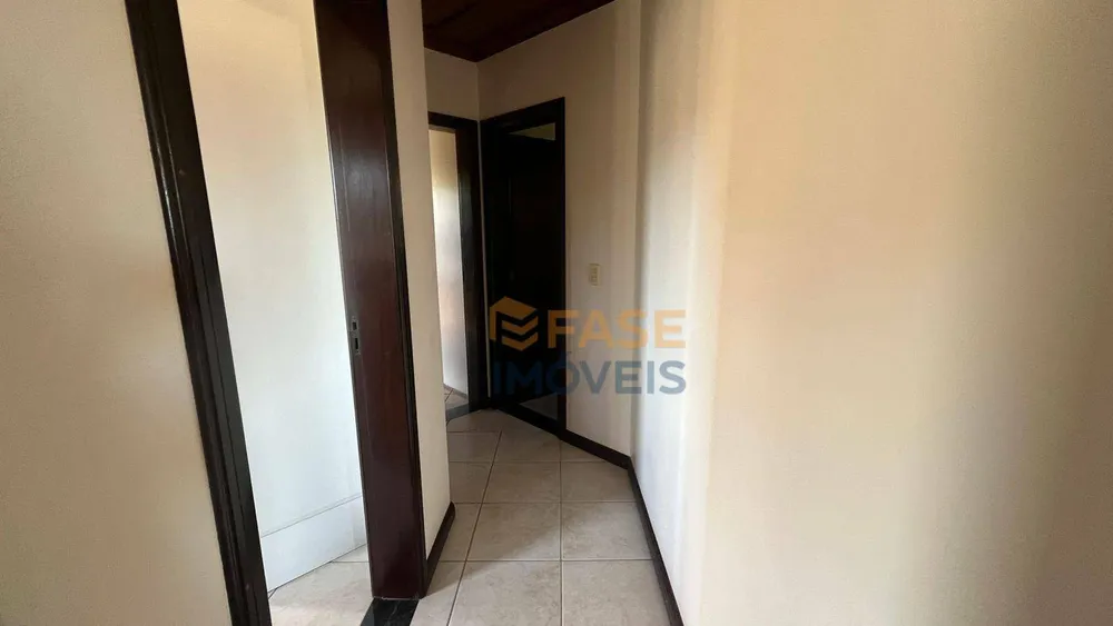 Casa, 3 quartos, 248 m² - Foto 8