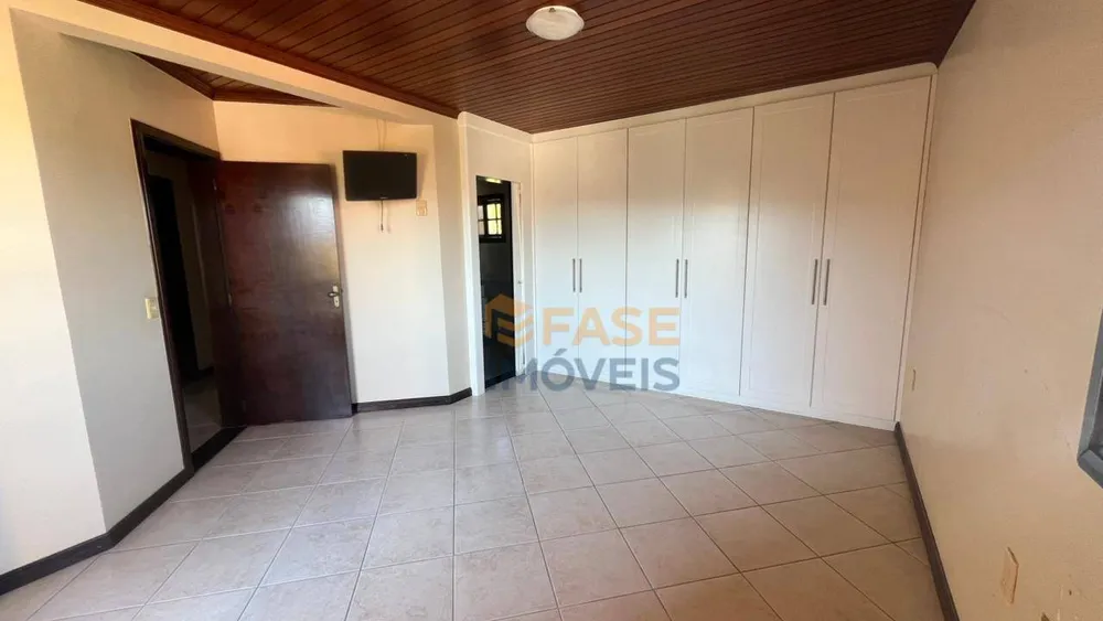 Casa, 3 quartos, 248 m² - Foto 6