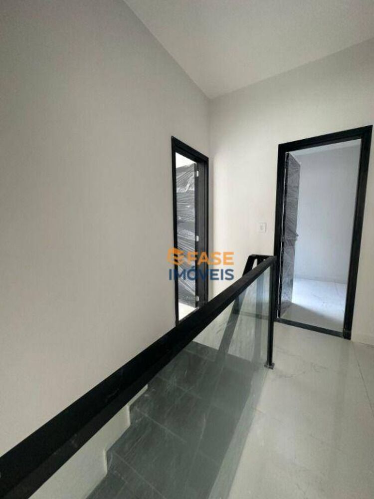 Casa de Condomínio à venda com 3 quartos, 140m² - Foto 2