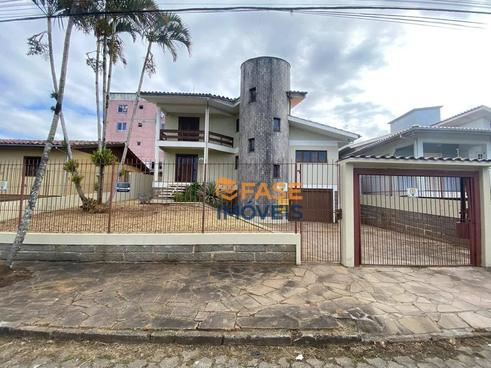 Casa, 4 quartos, 223 m² - Foto 2