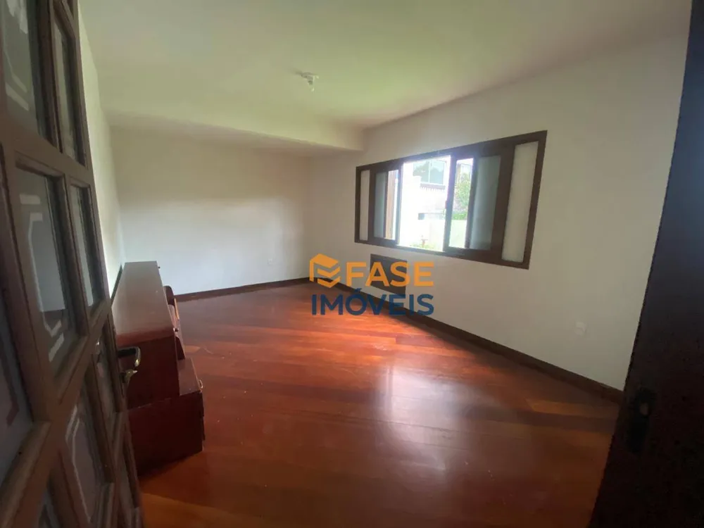 Casa, 4 quartos, 223 m² - Foto 9