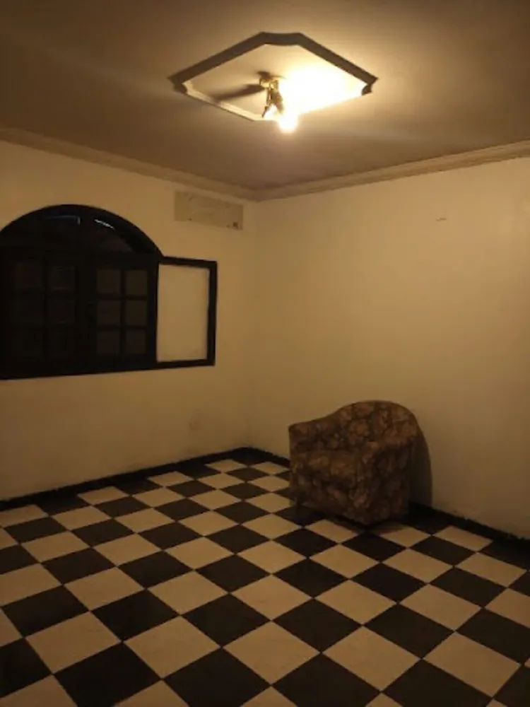 Casa, 5 quartos, 240 m² - Foto 8