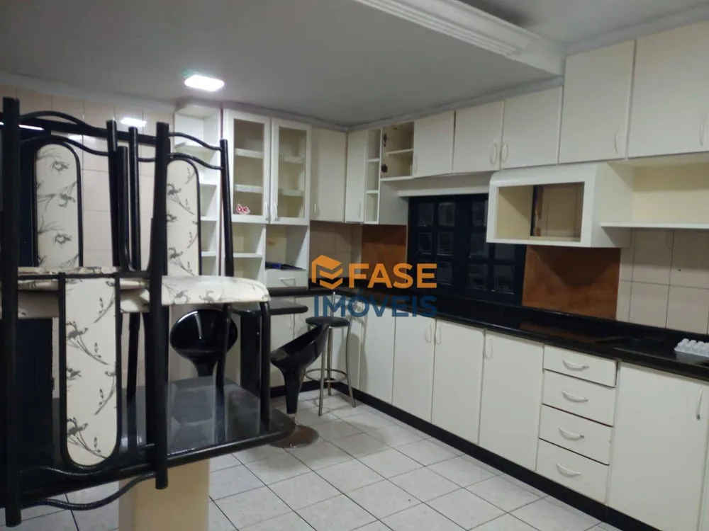 Casa, 5 quartos, 240 m² - Foto 15