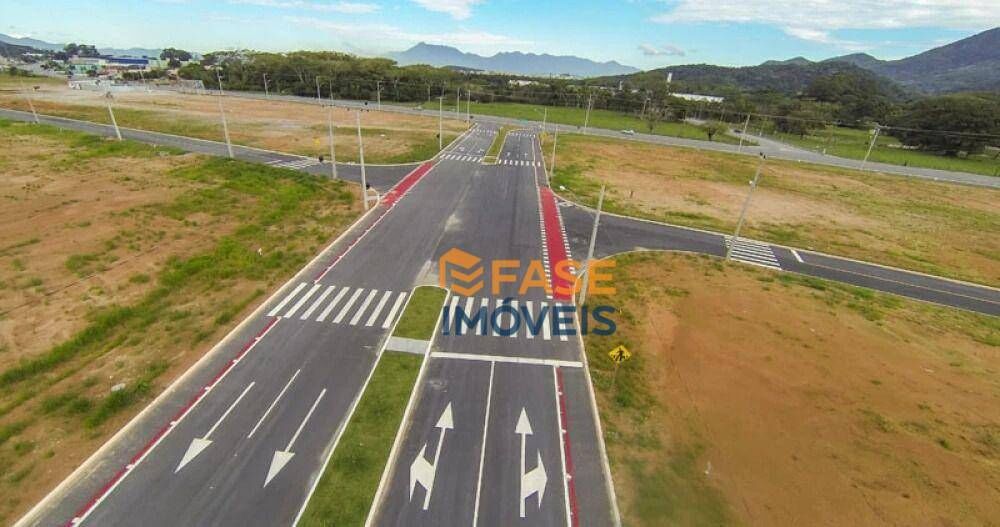 Loteamento e Condomínio, 364 m² - Foto 1