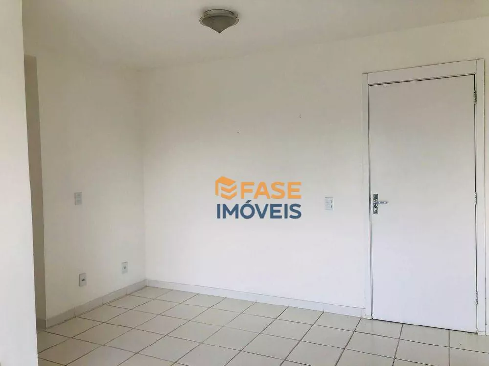 Apartamento à venda com 2 quartos, 53m² - Foto 3