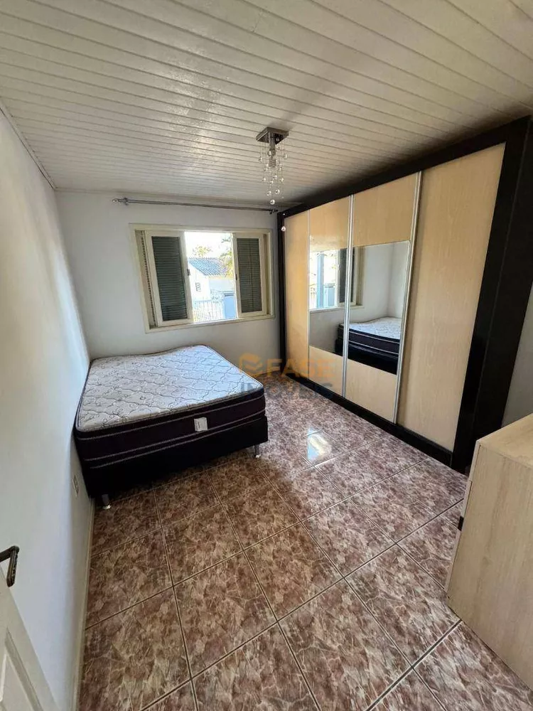Casa, 3 quartos, 229 m² - Foto 2