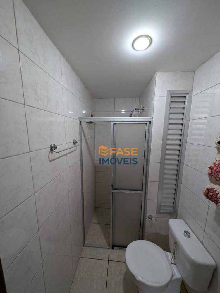 Apartamento à venda com 2 quartos, 72m² - Foto 12