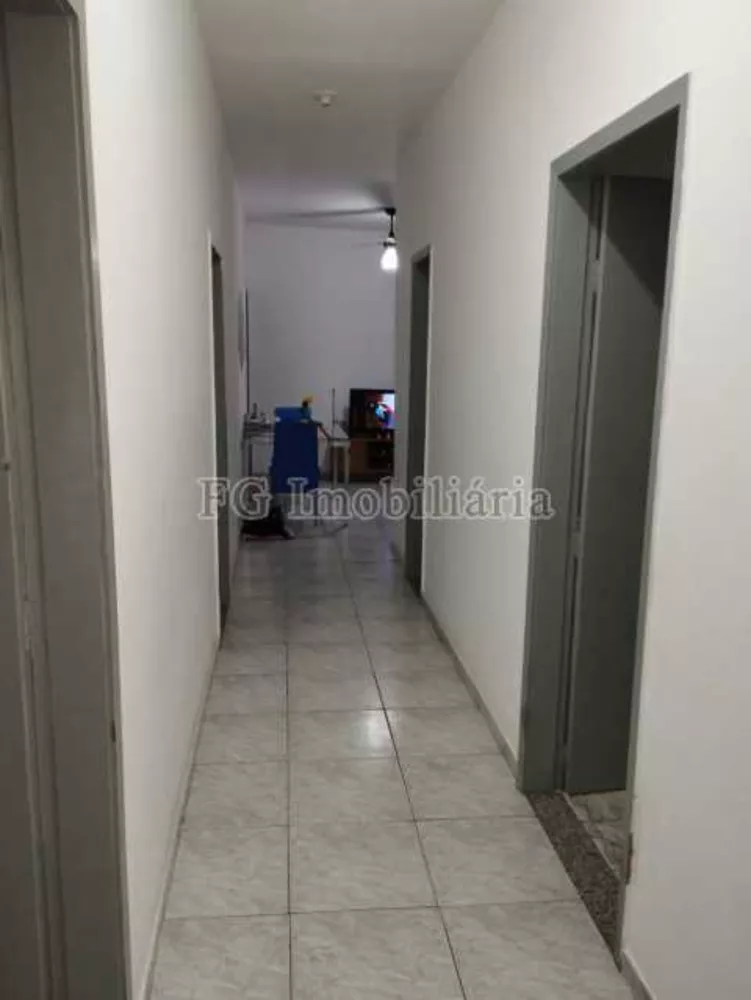 Casa de Vila à venda com 6 quartos, 290m² - Foto 2