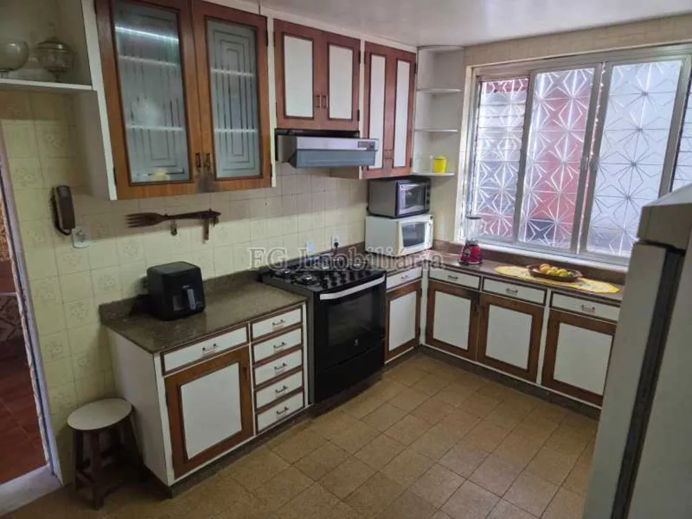 Casa, 4 quartos, 265 m² - Foto 20