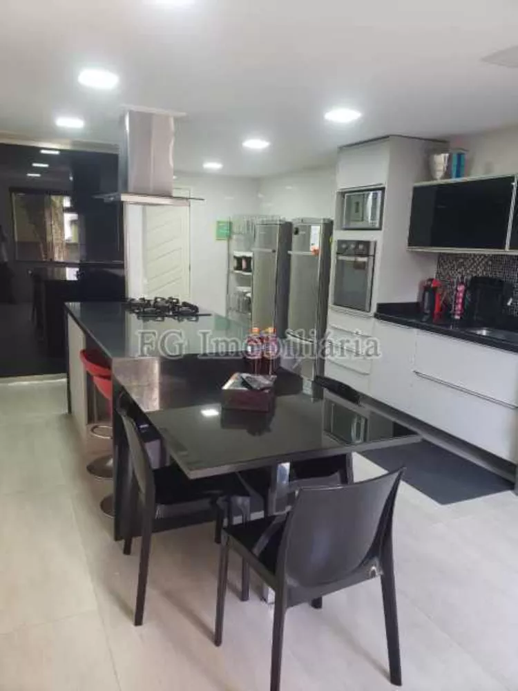 Apartamento, 3 quartos, 200 m² - Foto 2