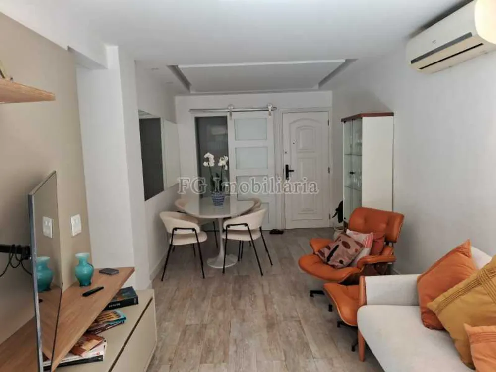Apartamento, 3 quartos, 90 m² - Foto 2