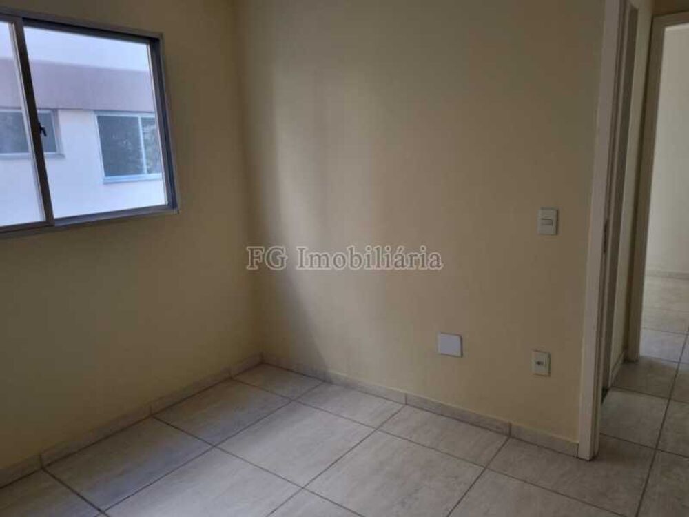 Apartamento à venda com 2 quartos, 45m² - Foto 2
