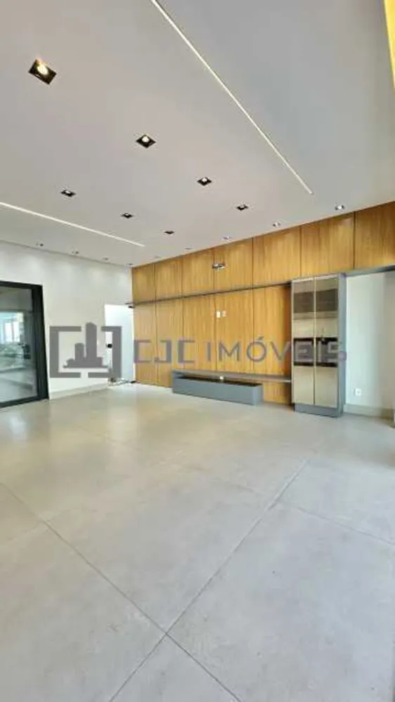 Casa, 3 quartos, 218 m² - Foto 3