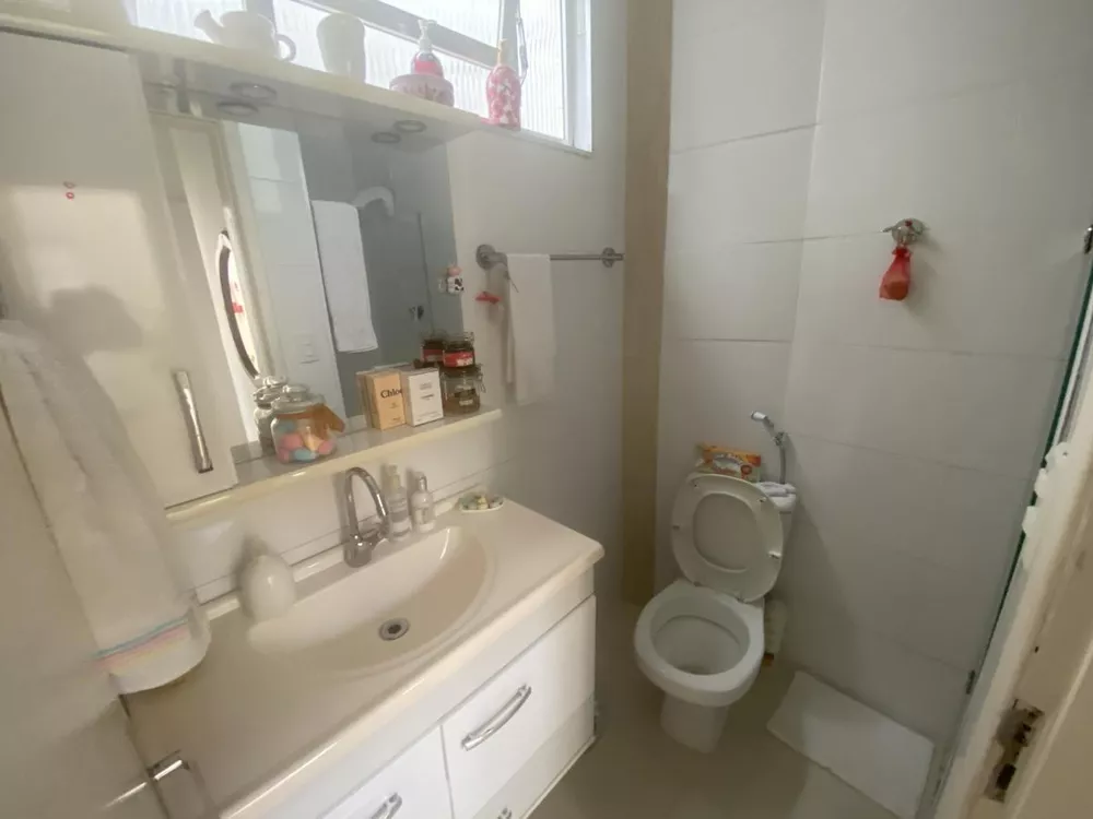 Apartamento à venda com 2 quartos, 70m² - Foto 6