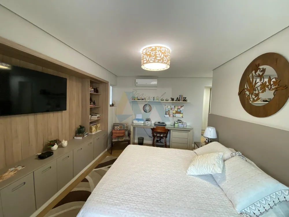 Apartamento, 4 quartos, 247 m² - Foto 4