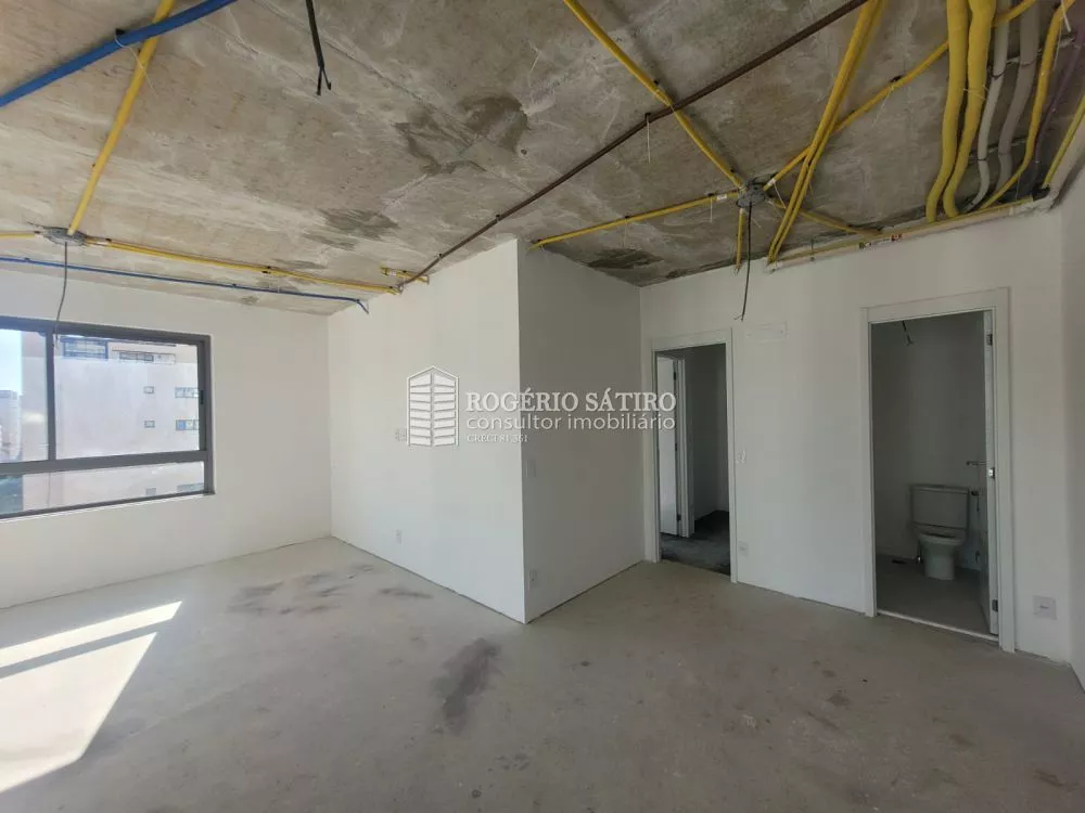 Apartamento à venda com 3 quartos, 156m² - Foto 2