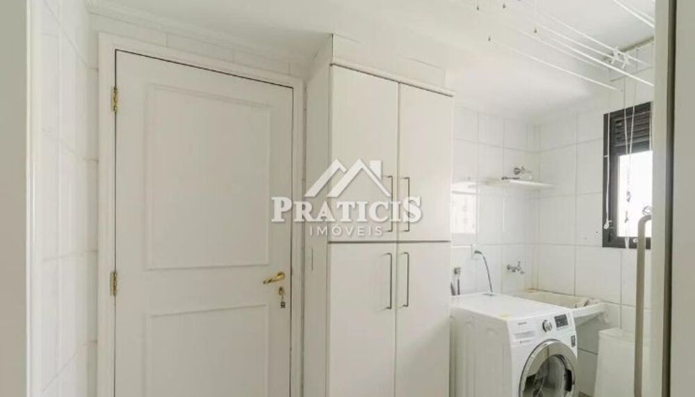 Apartamento para alugar com 4 quartos, 188m² - Foto 2
