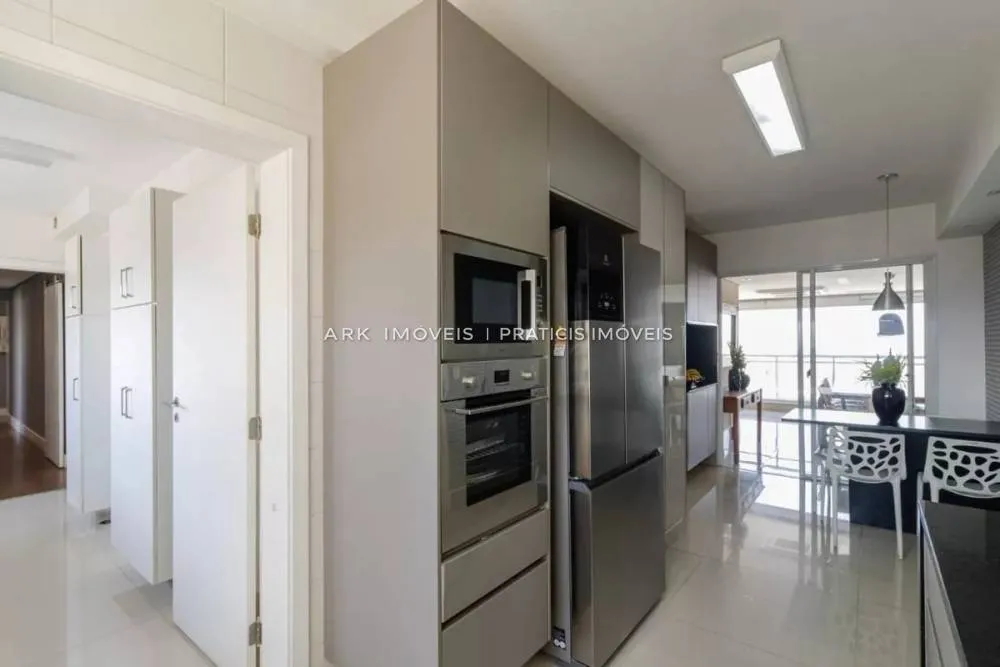Apartamento, 4 quartos, 237 m² - Foto 1