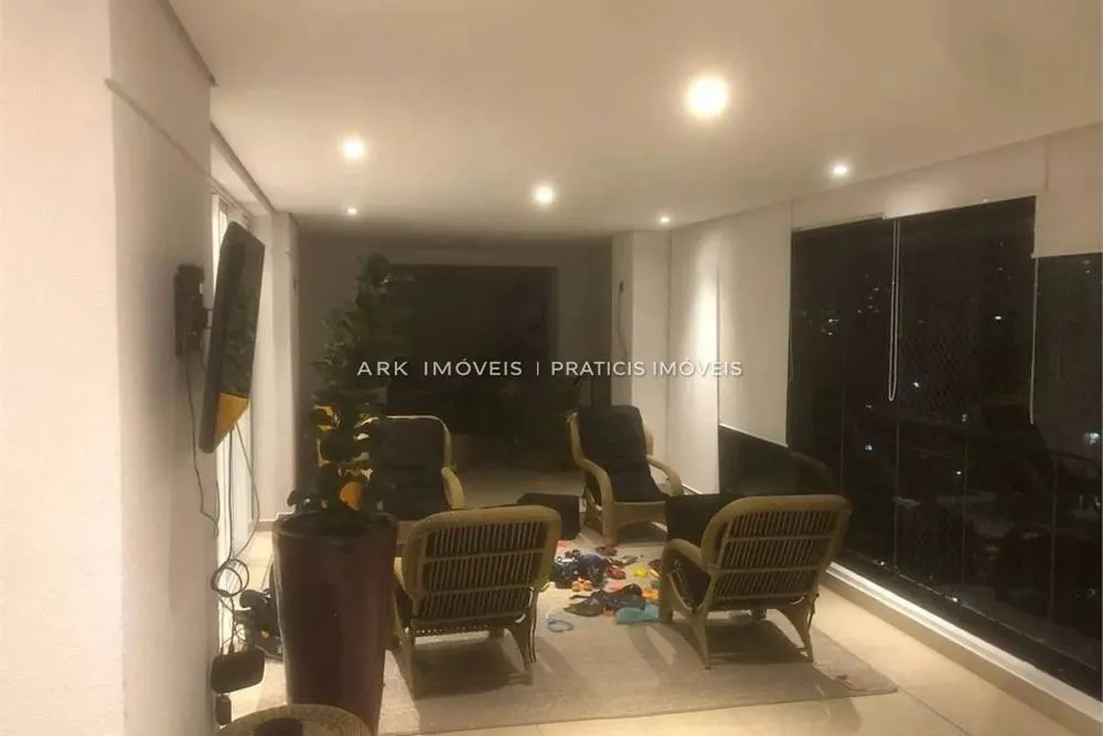 Apartamento, 4 quartos, 245 m² - Foto 2