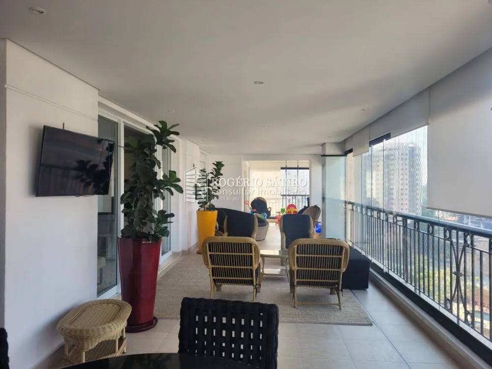 Apartamento, 3 quartos, 250 m² - Foto 1