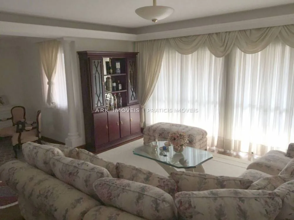 Apartamento, 4 quartos, 190 m² - Foto 1