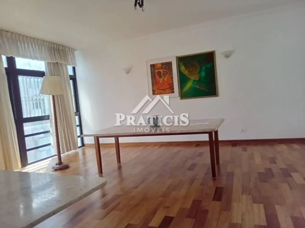 Cobertura, 3 quartos, 201 m² - Foto 2