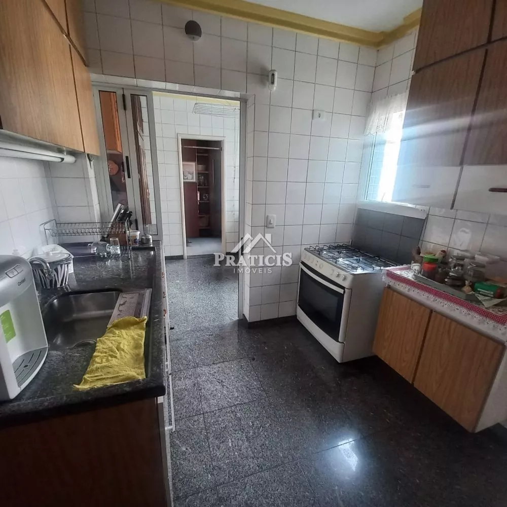 Apartamento à venda com 4 quartos, 167m² - Foto 15