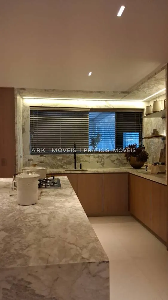 Apartamento, 3 quartos, 231 m² - Foto 11