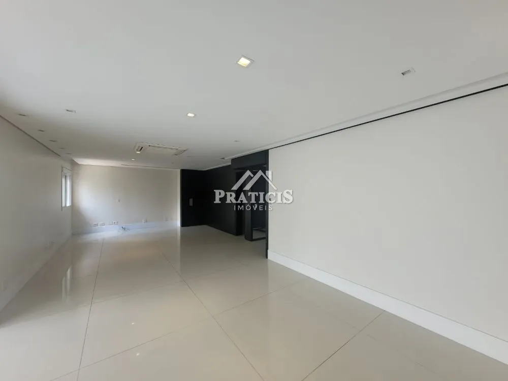 Apartamento, 3 quartos, 216 m² - Foto 11